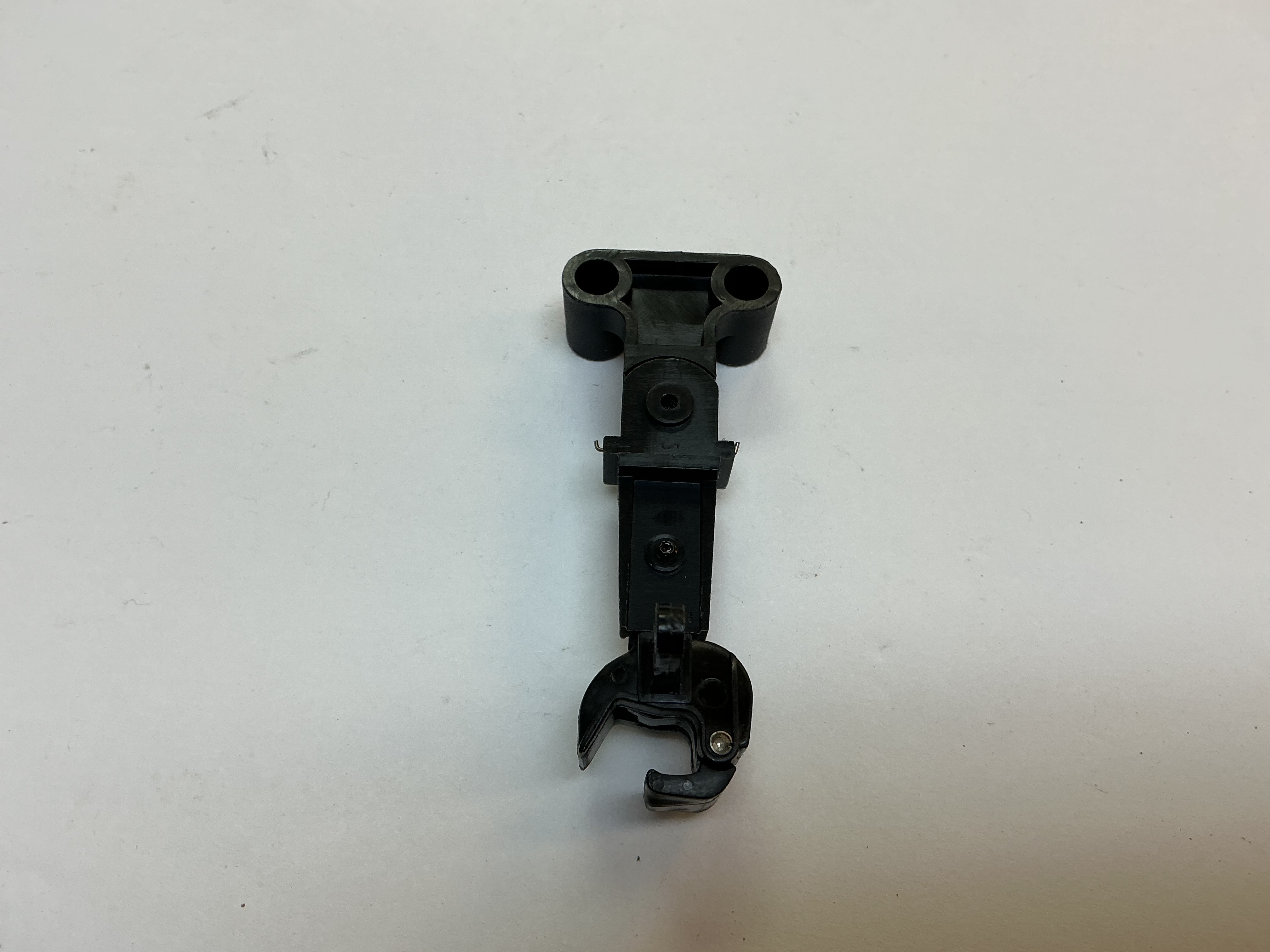 COUPLER / OPERATING / W/MOUNTING BRACKET / RAILKING ONE GAUGE F-3 & F-7