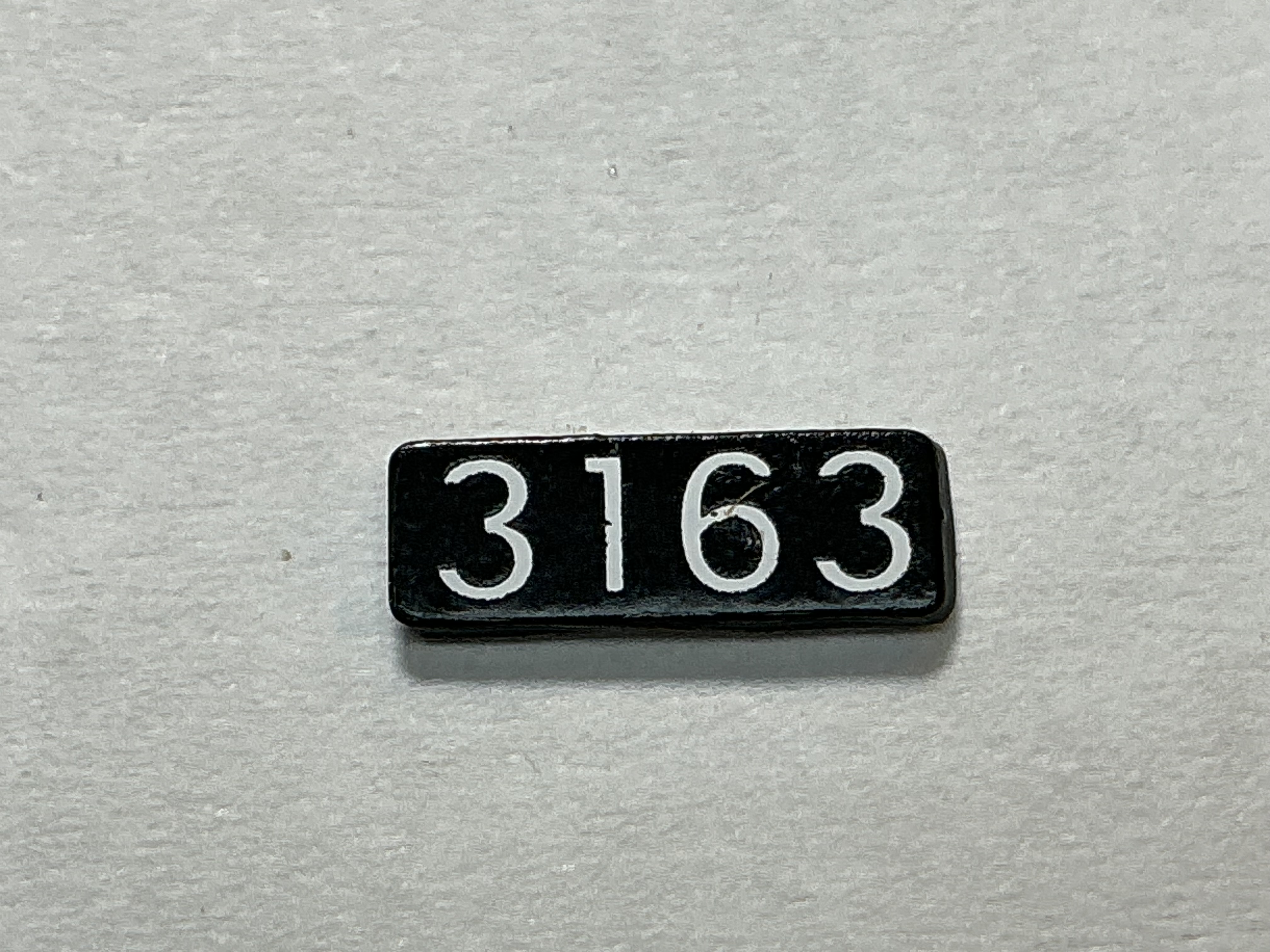 NUMBER BOARD / RH OR LH / FRONT OR REAR / #3163 / PREMIER GP-40