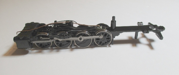 REAR ENGINE / W/SOME LINKAGES / W/O GEARBOX / W/O DRAWBAR / HO SCALE BIG BOY 4-8-8-4