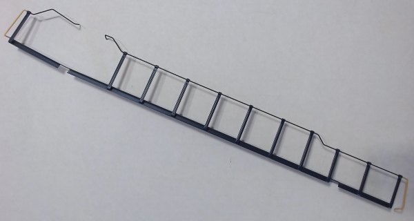 HANDRAIL / LH LONG / FEC BLUE & YELLOW / PREMIER GP38-2