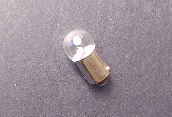 LAMP / 18V / 200ma / SMALL GLOBE / CLEAR / BAYONET /  