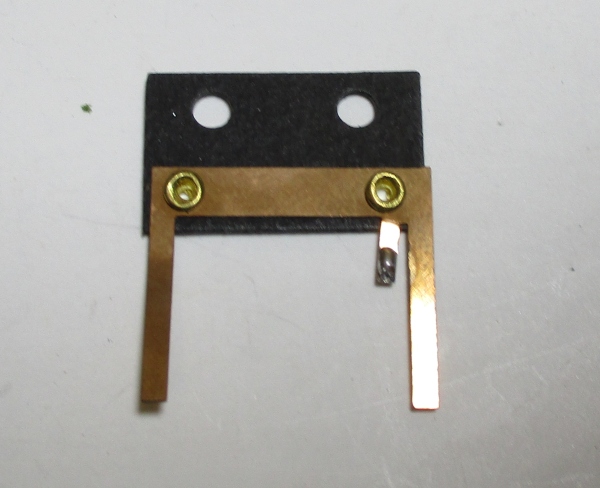 AXLE STRAP / 2-WHEEL TRAILING TRUCK / W/INSULATOR / PREMIER K-4s 4-6-2 / STREAMLINED