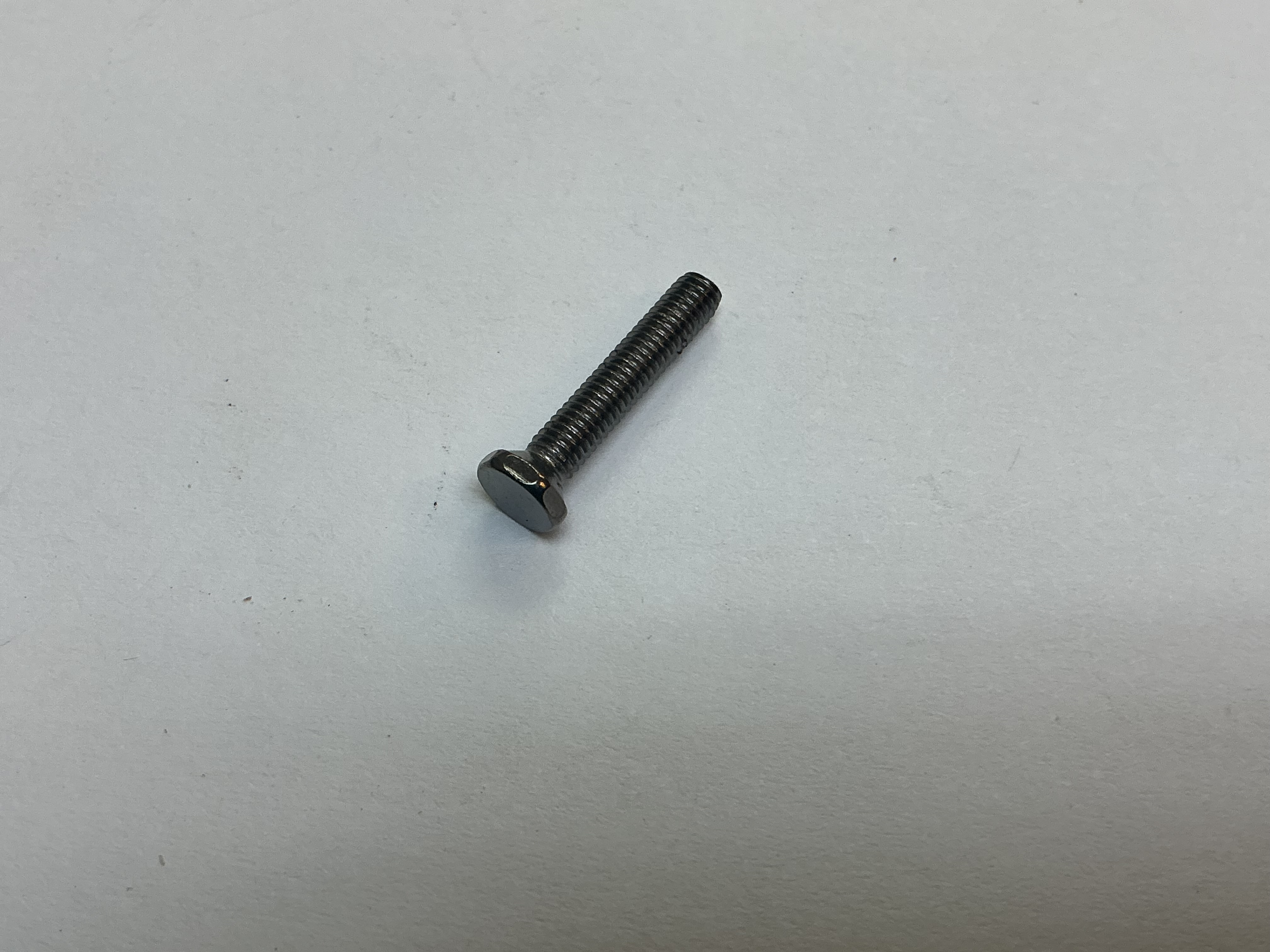 ECCENTRIC SCREW / SATIN NICKEL / M3 x 0.5 x 15.5mm L x 2.9mm D