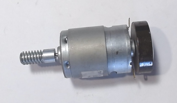 DC MOTOR / RS385PH / MD008-M15 / F/W 30mm D x 10mm THICK / WORM LENGTH 24.20mm / BLACK / PS 2 & PS 3