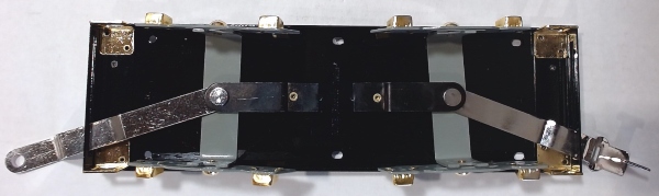 FRAME / BLACK W/TRUCKS / W/O WHEELS / TINPLATE STANDARD GAUGE AMERICAN FLYER 4694 