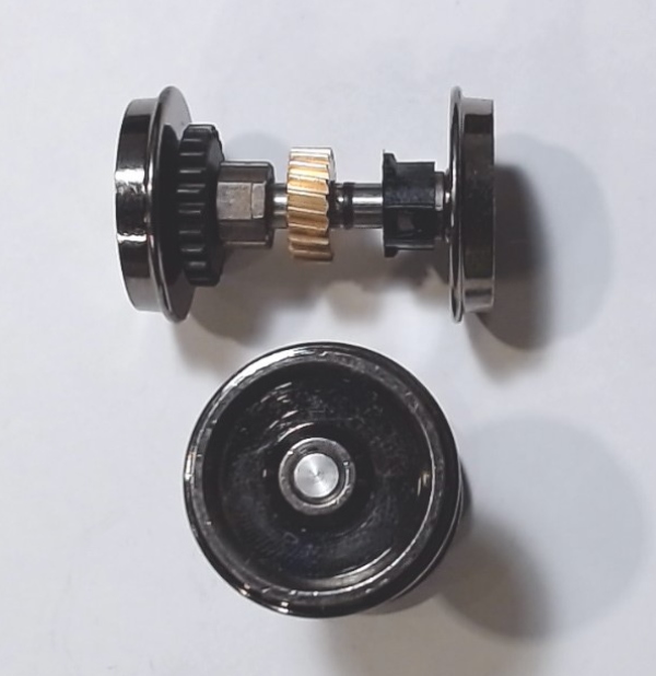 WHEEL & AXLE ASSEMBLY / 2-RAIL / W/HELICAL GEAR / INSULATOR AWAY FROM GEAR / 3/2 FEATURE TRUCKS