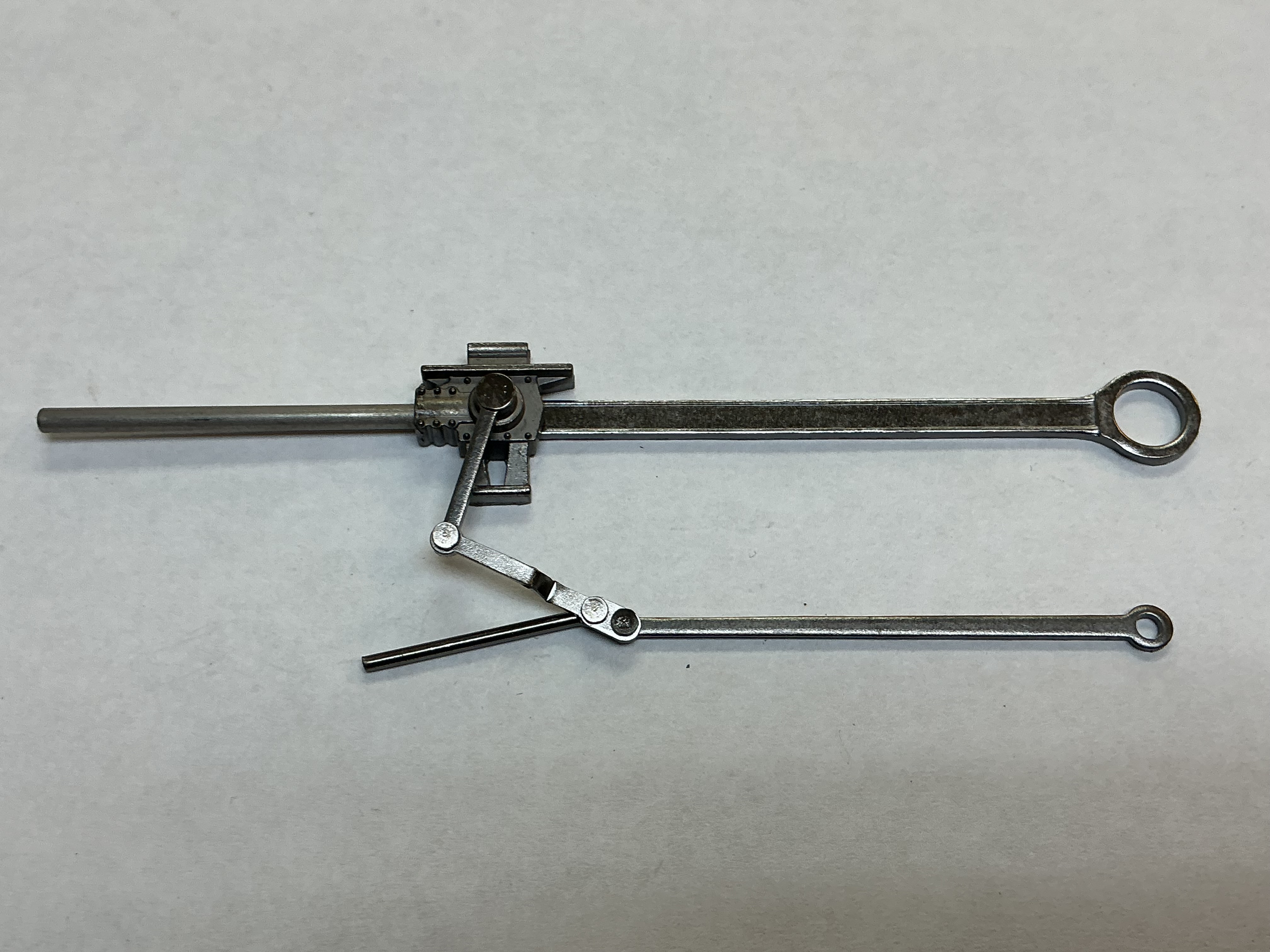 MAIN ROD & CROSSHEAD ASSEMBLY / LH /BLACKENED / PS 2 & 3 / PREMIER ATSF NORTHERN 4-8-4