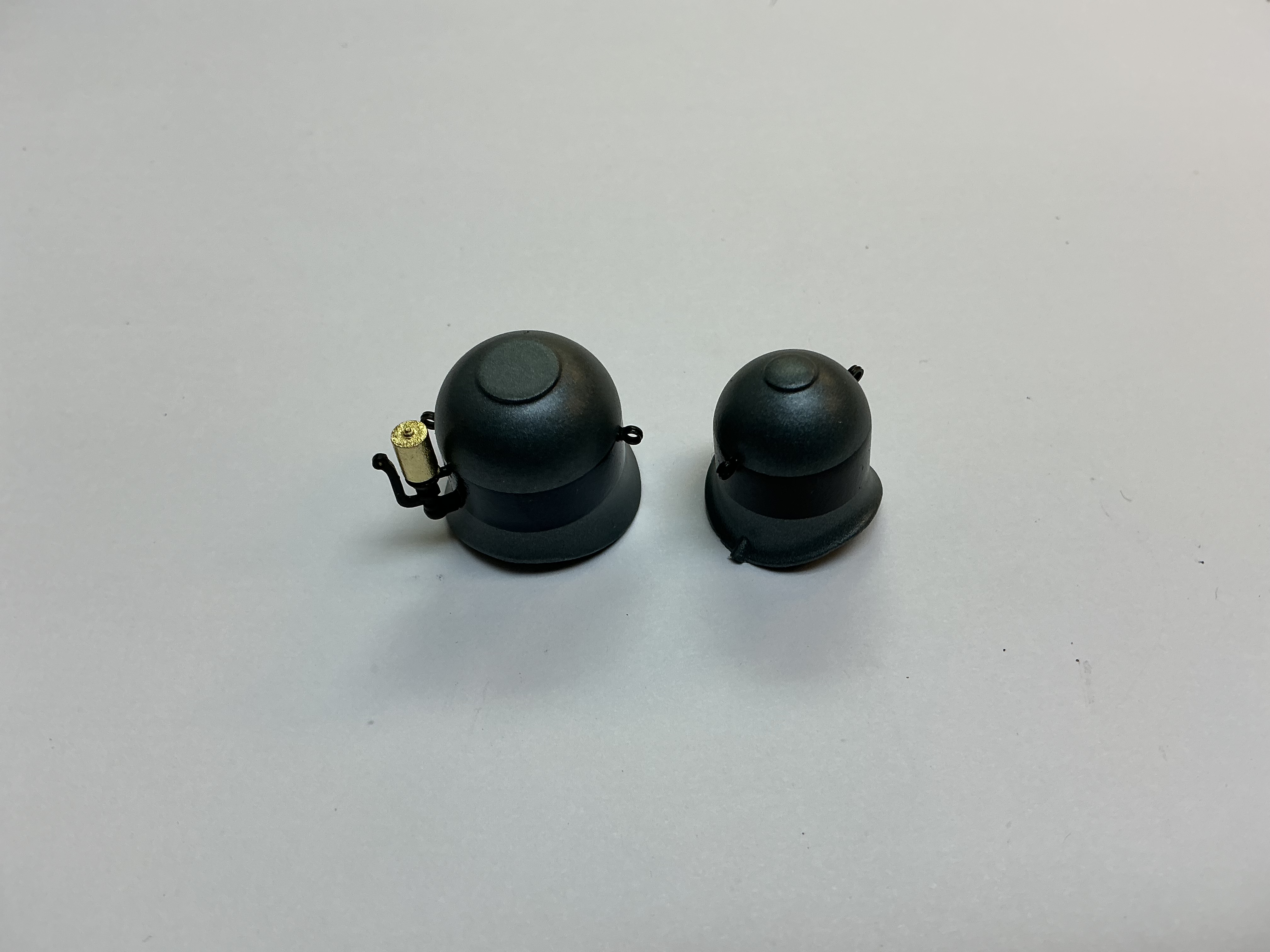 STEAM DOME / SET / ONE W/WHISTLE / ONE WITHOUT / METALLIC BLUE W/BLACK STRIPE / PREMIER AMERICAN & ESE 4-4-0