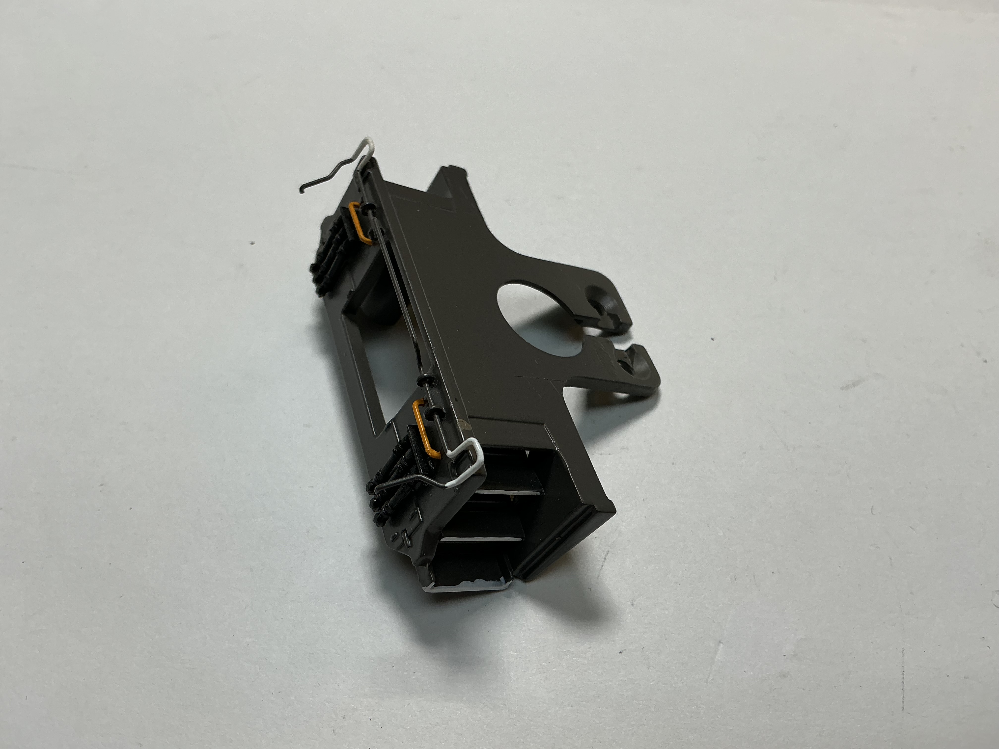 PILOT / 2 HOLE / UP GRAY W/WHITE STEP ENDS / W/CUT LEVER & BRAKE HOSES / PREMIER SD24