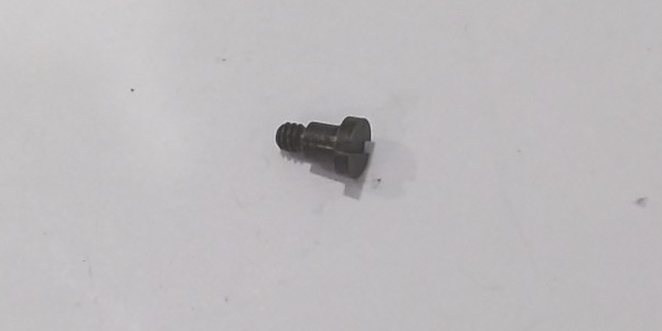 SHOULDER SCREW / (SHLDR LENGTH 0.135in) / 6-32 x 0.30in L x 0.152in D / PREMIER Z-6 CHALLENGER STEAM PIPE PIVOT (INNER)
