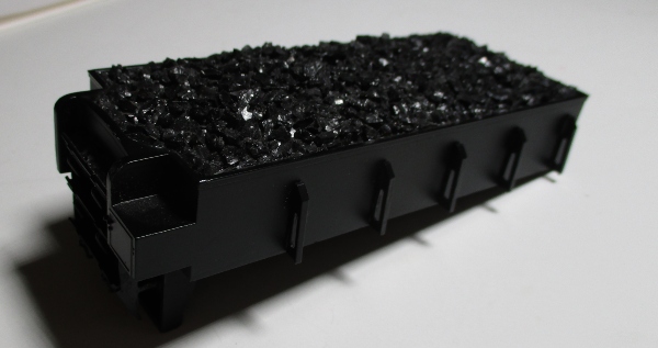 COAL BUNKER / W/COAL LOAD / BLACK / TENDER / PREMIER SNCF 150X