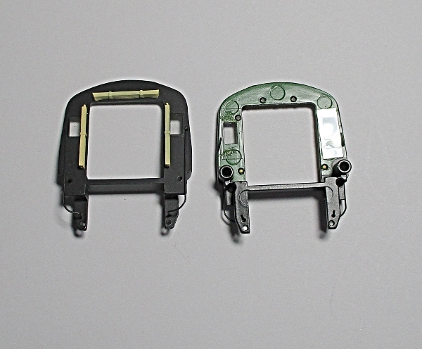 CAB REAR WALL / W/WINDOW GLASS / TAN CURTAINS / HANDRAILS / HO SCALE N&W J CLASS 4-8-4