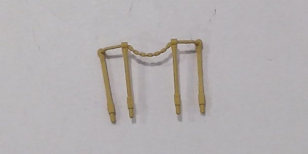 HANDRAIL / REAR / YELLOW / CSX / HO SCALE SD70ACE