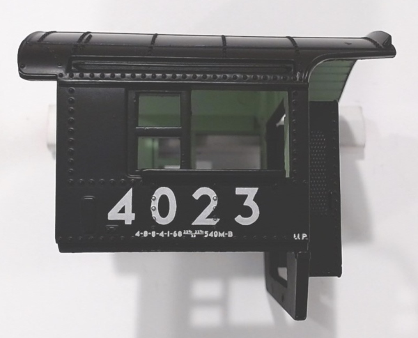 CAB / COMPLETE / UP #4023 / GREEN INTERIOR / PS 2 & 3 / PREMIER BIG BOY 4-8-8-4  