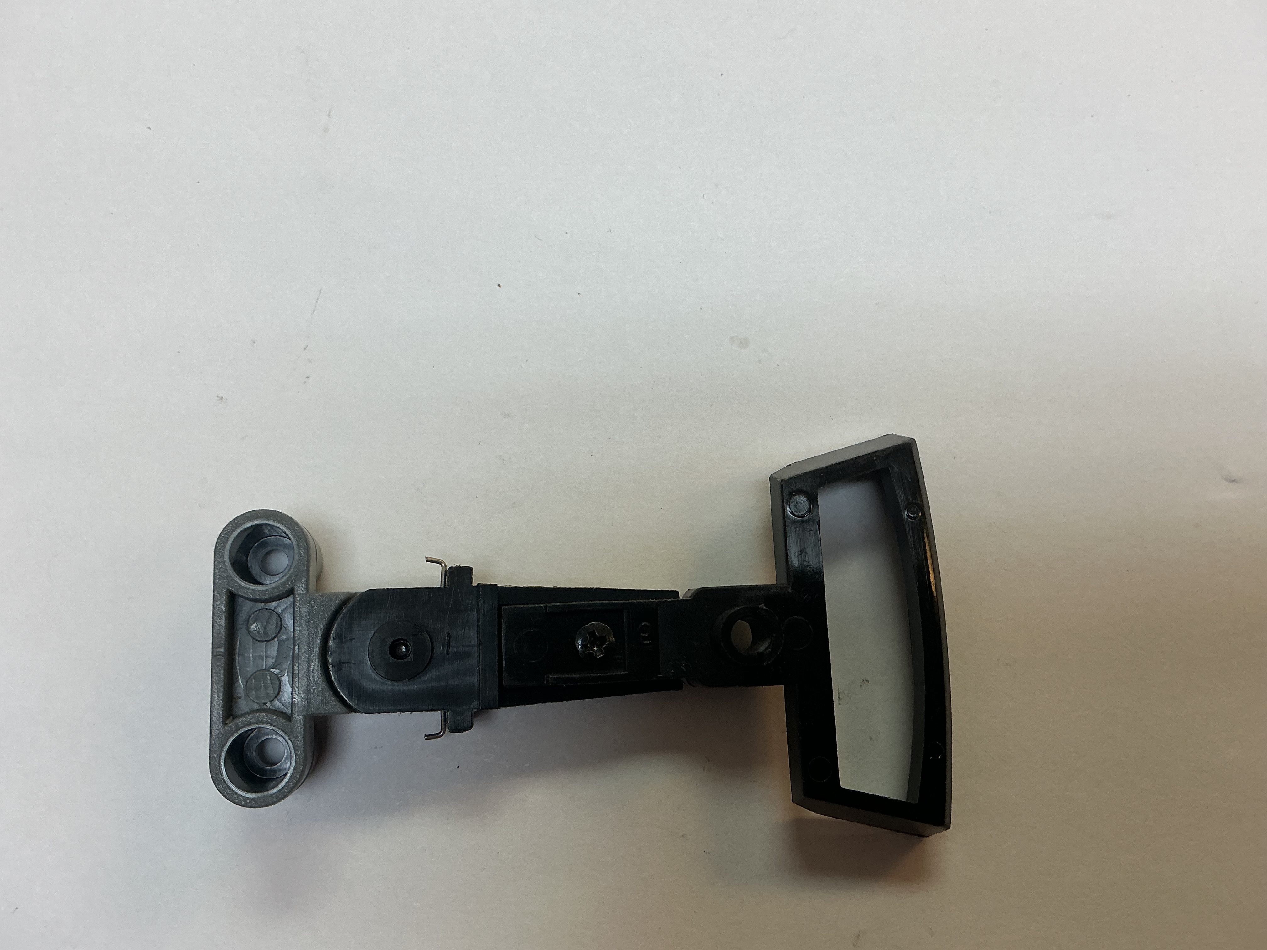 COUPLER / LOOP ONLY / W/MOUNTING BRACKET / RAILKING ONE GAUGE ALCO PA