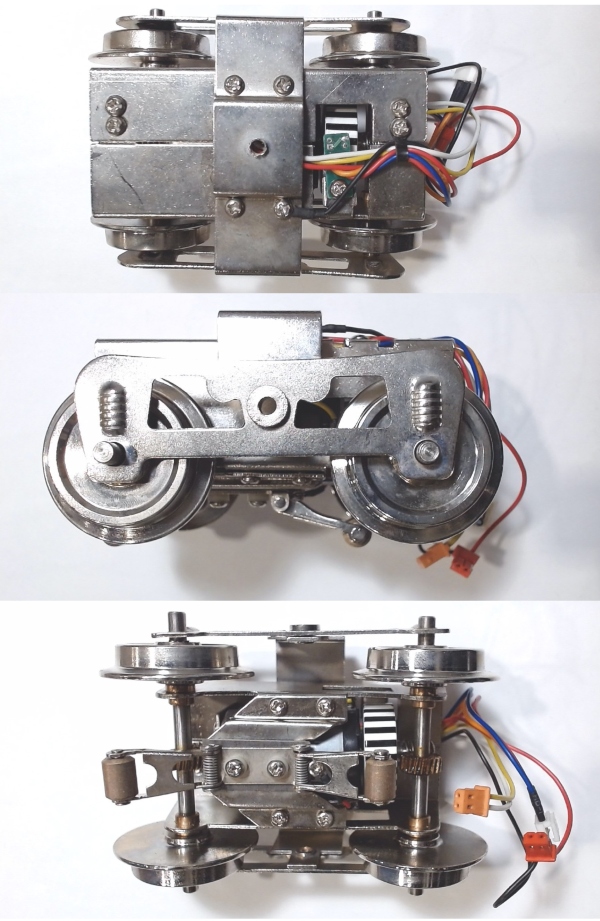 TRUCK / POWERED / PS2 / W/MOTOR & STRIPED FLYWHEEL / TINPLATE STANDARD GAUGE NO 8 & NO 9 PAY AS YOU ENTER TROLLEY