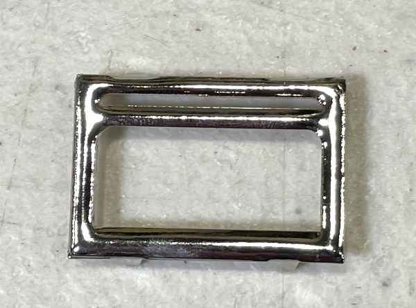 WINDOW / CHROME / LARGE / STAMPED / TINPLATE STANDARD GAUGE A/F 4300 SERIES PASSENGER CARS