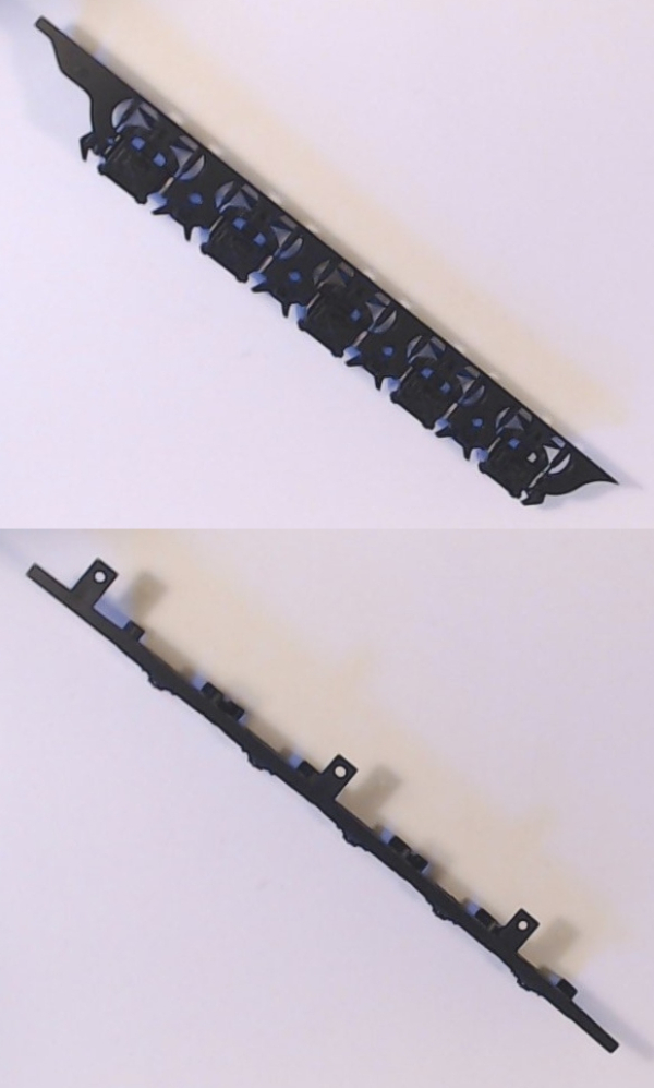 SIDE FRAME / 5-AXLE / CENTIPEDE / RH / TENDER / BLACK / RAILKING ONE GAUGE BIG BOY & CHALLENGER