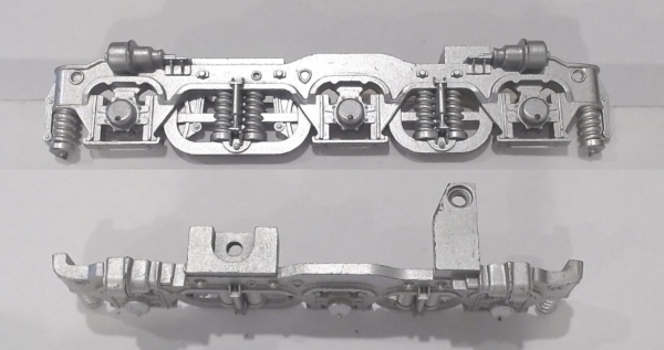 SIDE FRAME / 3-AXLE / RF & LR / TOP MOUNT / SILVER / PREMIER FM TRAINMASTER