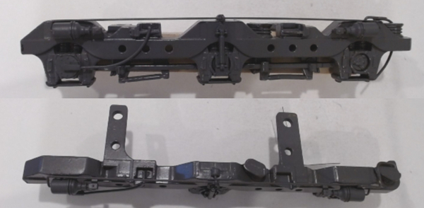 SIDE FRAME / 3-AXLE / LF / UP GRAY / PREMIER SD50 