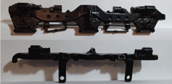 SIDE FRAME / 3-AXLE / LF & RR / BLACK / MOLDED IN DETAILS / PREMIER SD60M 