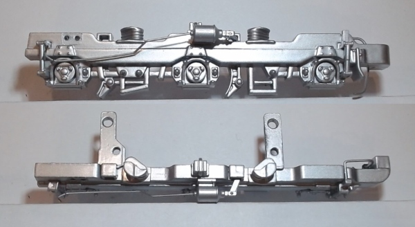 SIDE FRAME / 3-AXLE / LF & RR / 3/2 FEATURE / SILVER / PREMIER SD70ACE