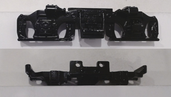 SIDE FRAME / 2-AXLE / LH OR RH / BLACK / BOTTOM MOUNT / PS 2 / RAILKING MP15