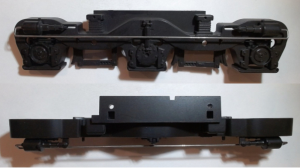 SIDE FRAME / 3-AXLE / FITS RF & LR / FLAT BLACK / RAILKING ONE GAUGE DASH-8
