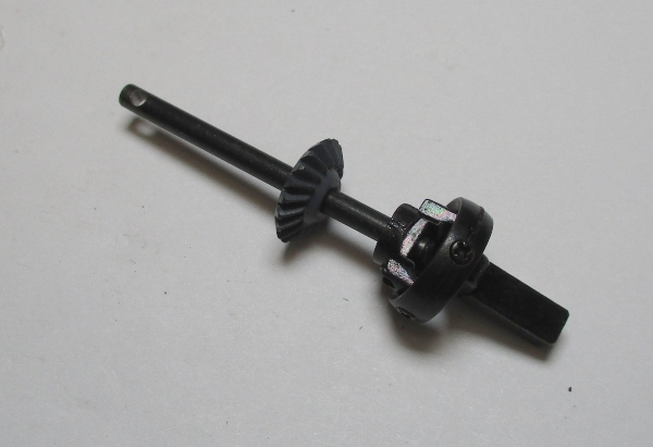 DRIVE SHAFT / W/O BEARINGS / W/UNIVERSAL & SHORT MALE SLIP JOINT / GEARBOX / PREMIER CLIMAX