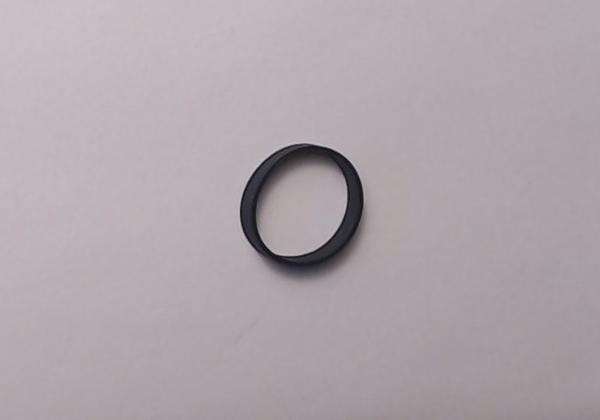 TRACTION TIRE / 18mm DIAM x 4mm WIDE 