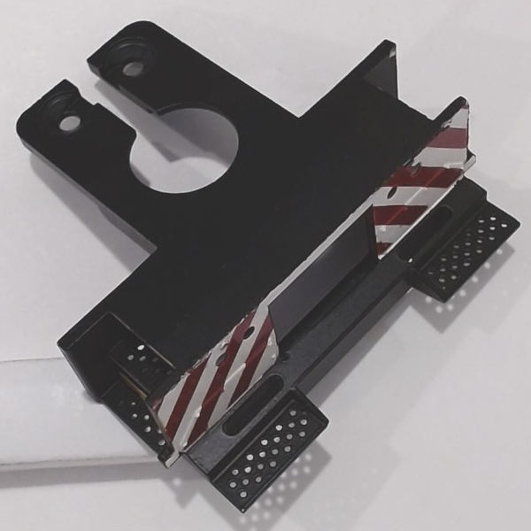 PILOT / BLACK W/RED & WHITE / 2 HOLE / PREMIER GP38-2 