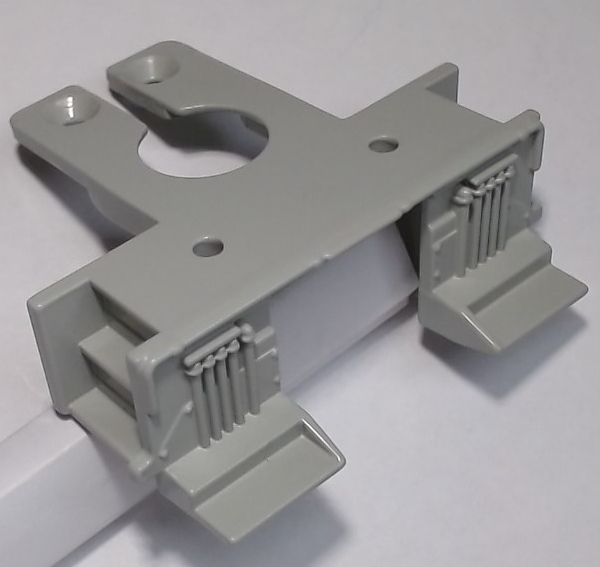 PILOT / LIGHT GRAY / 2-HOLE / PREMIER GP-7 