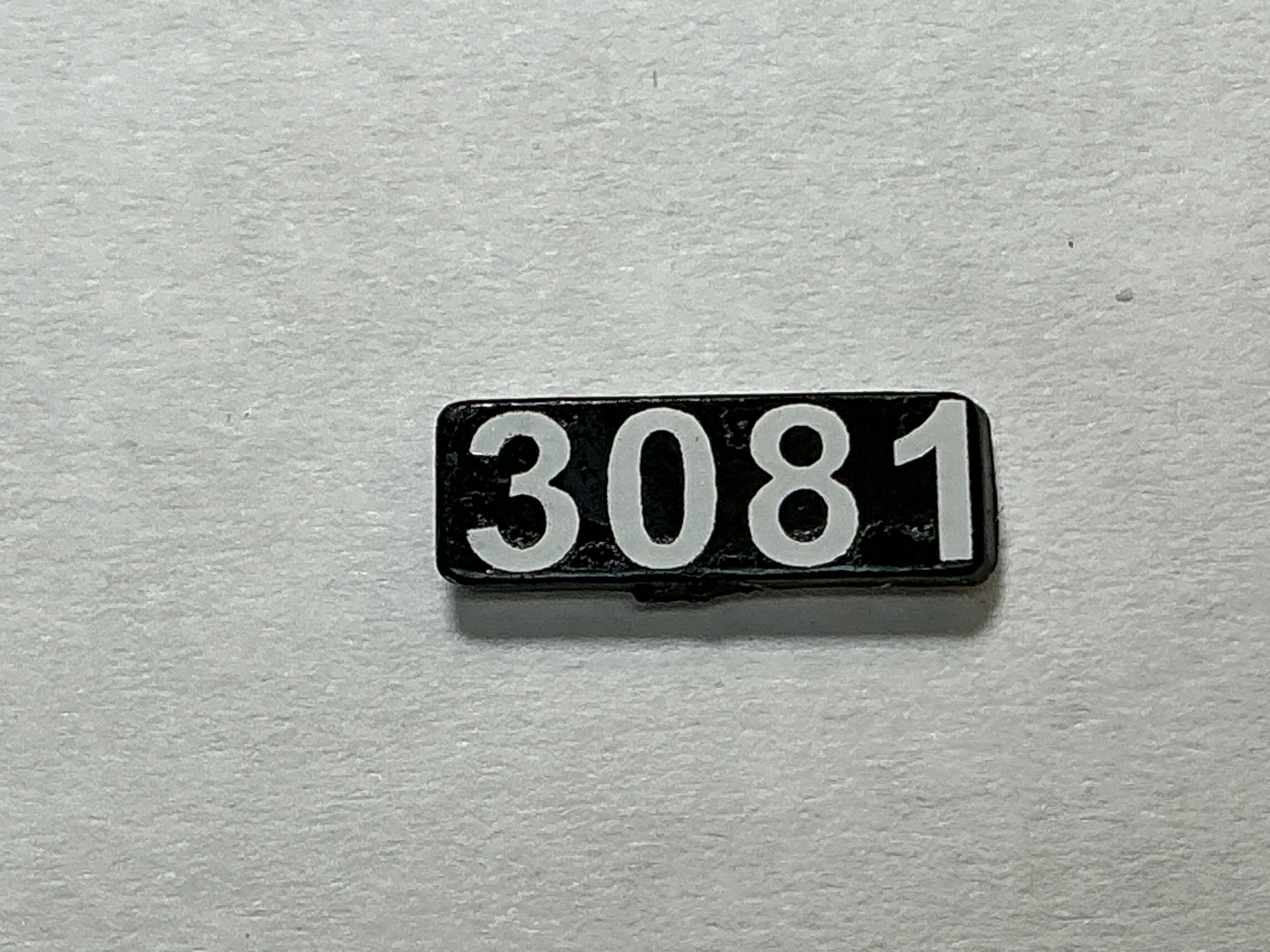 NUMBER BOARD / RH OR LH / FRONT OR REAR / #3081 / PREMIER GP-40