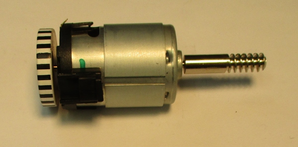 DC MOTOR / RS385PH / MS003-M15 / F/W 27mm D x 5mm THICK / WORM LENGTH 32.87mm / STRIPED / PS 3 BKT