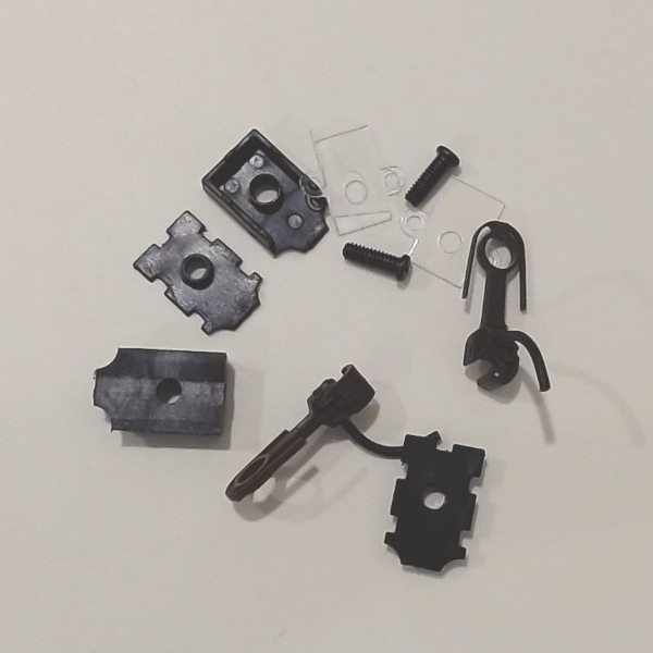 COUPLER / HO SCALE / MCHENRY / PAIR / W/SHIM, SCREWS  & MOUNTING BRACKET / HO SCALE LITTLE JOE