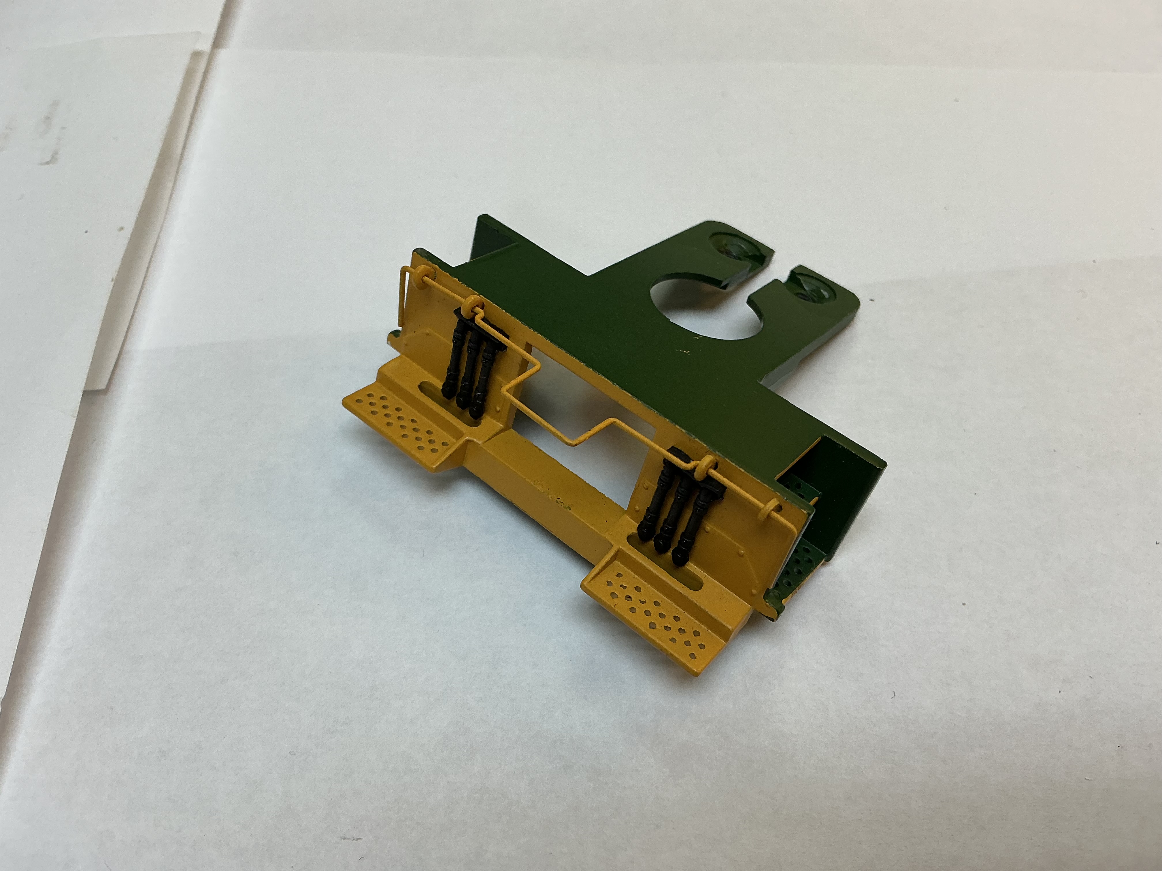 PILOT / 2 HOLE / GREEN W/YELLOW / W/CUT LEVER & BRAKE HOSES / PREMIER GP-40