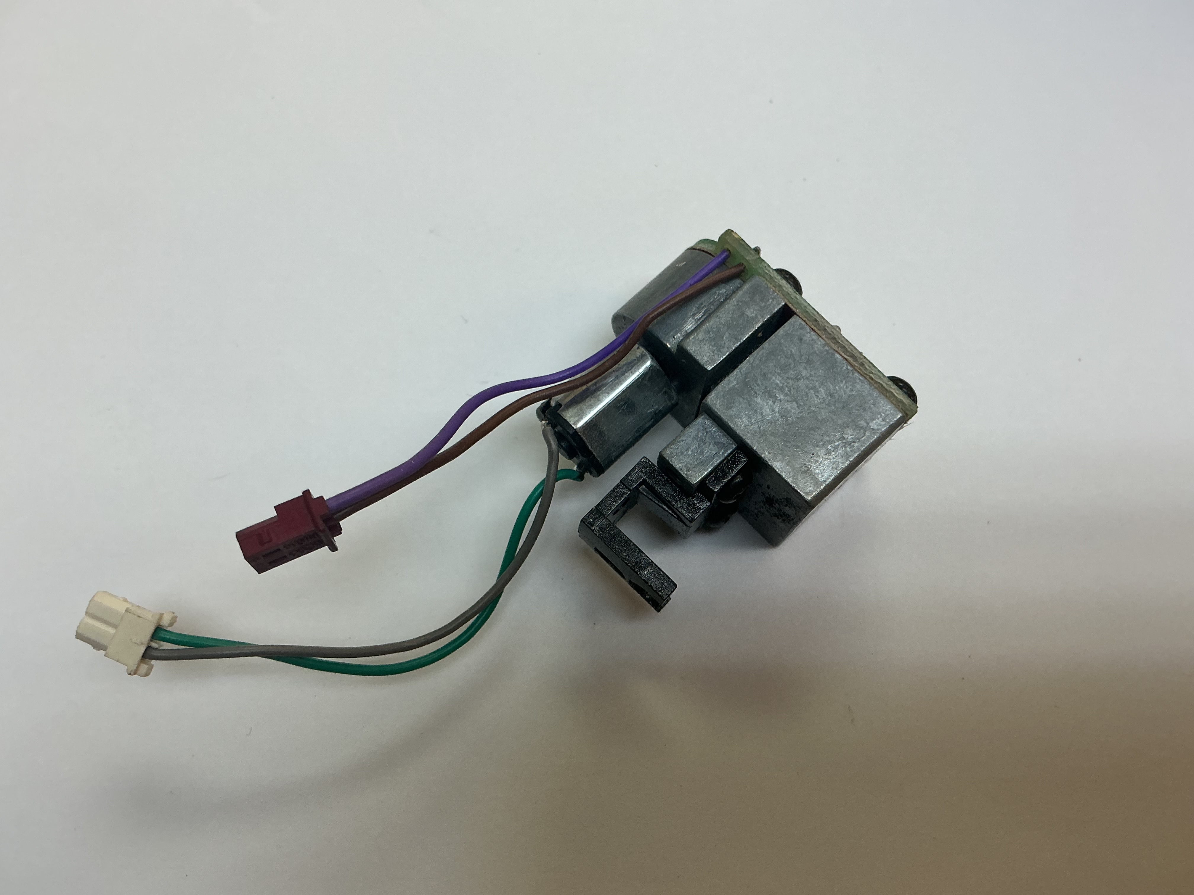 SMOKE UNIT / PS 2 & 3 / W/MOUNTING BRACKET / W/BRASS CUP / PREMIER LIGHT MIKADO 2-8-2 & L-1 MIKADO 2-8-2