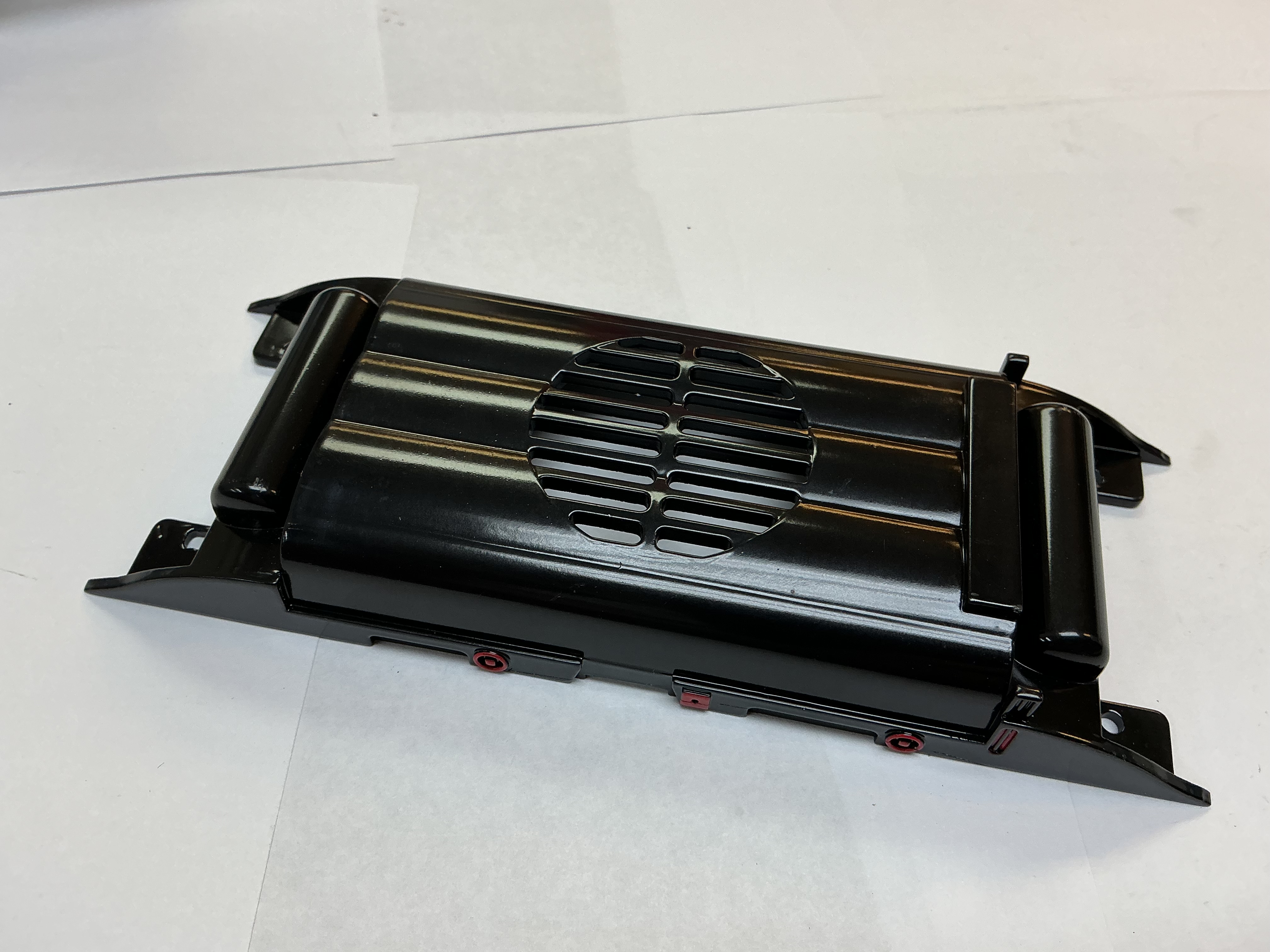 FUEL TANK / PROTOSOUND 2 / GLOSS BLACK W/RED FUEL GAUGES / W/SPEAKER HOLES / PREMIER E-8