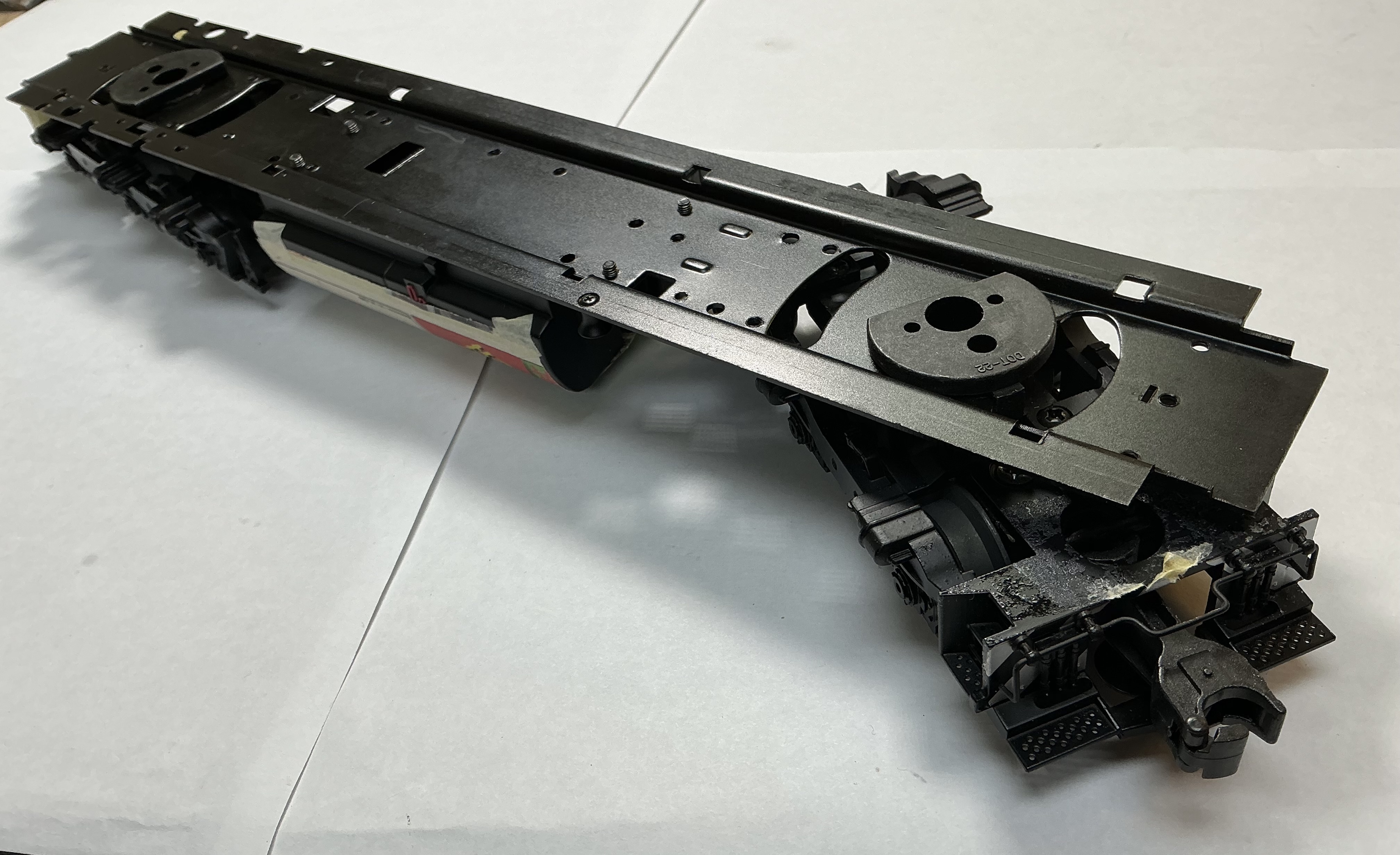 FRAME / COMPLETE / NON-POWERED / BLACK PILOTS W/SILVER STRIPES / PREMIER SD24
