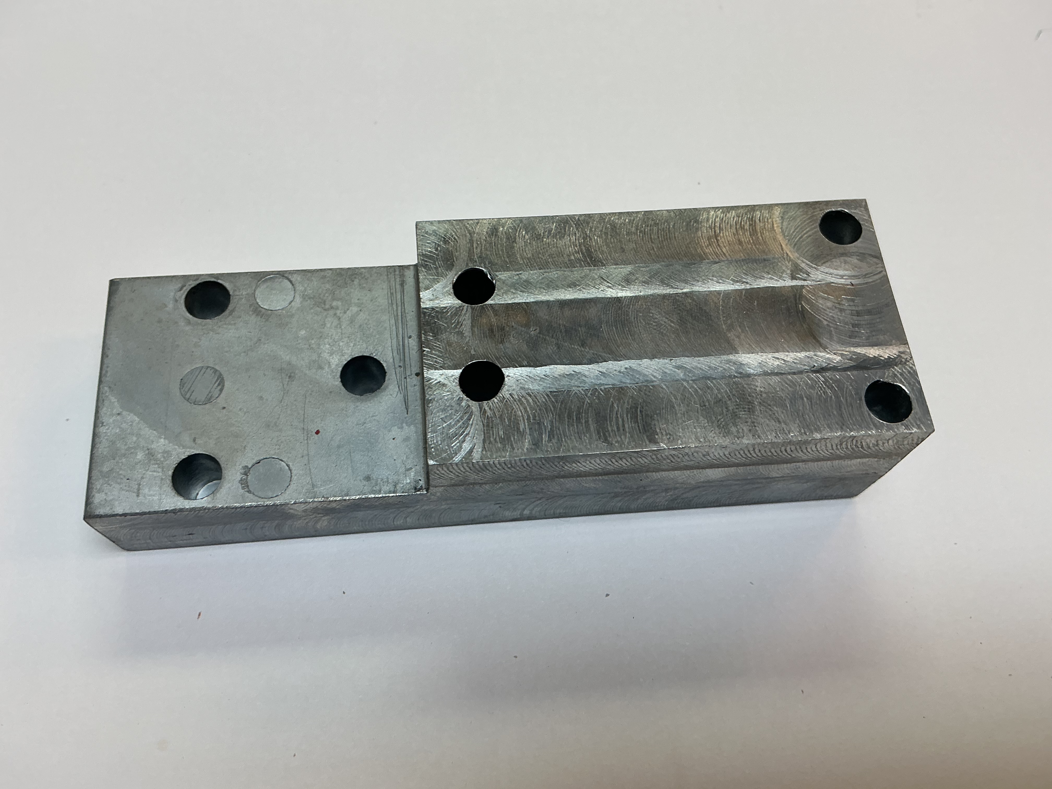 WEIGHT / SMOKE UNIT MOUNT / RAILKING ONE GAUGE ES44AC