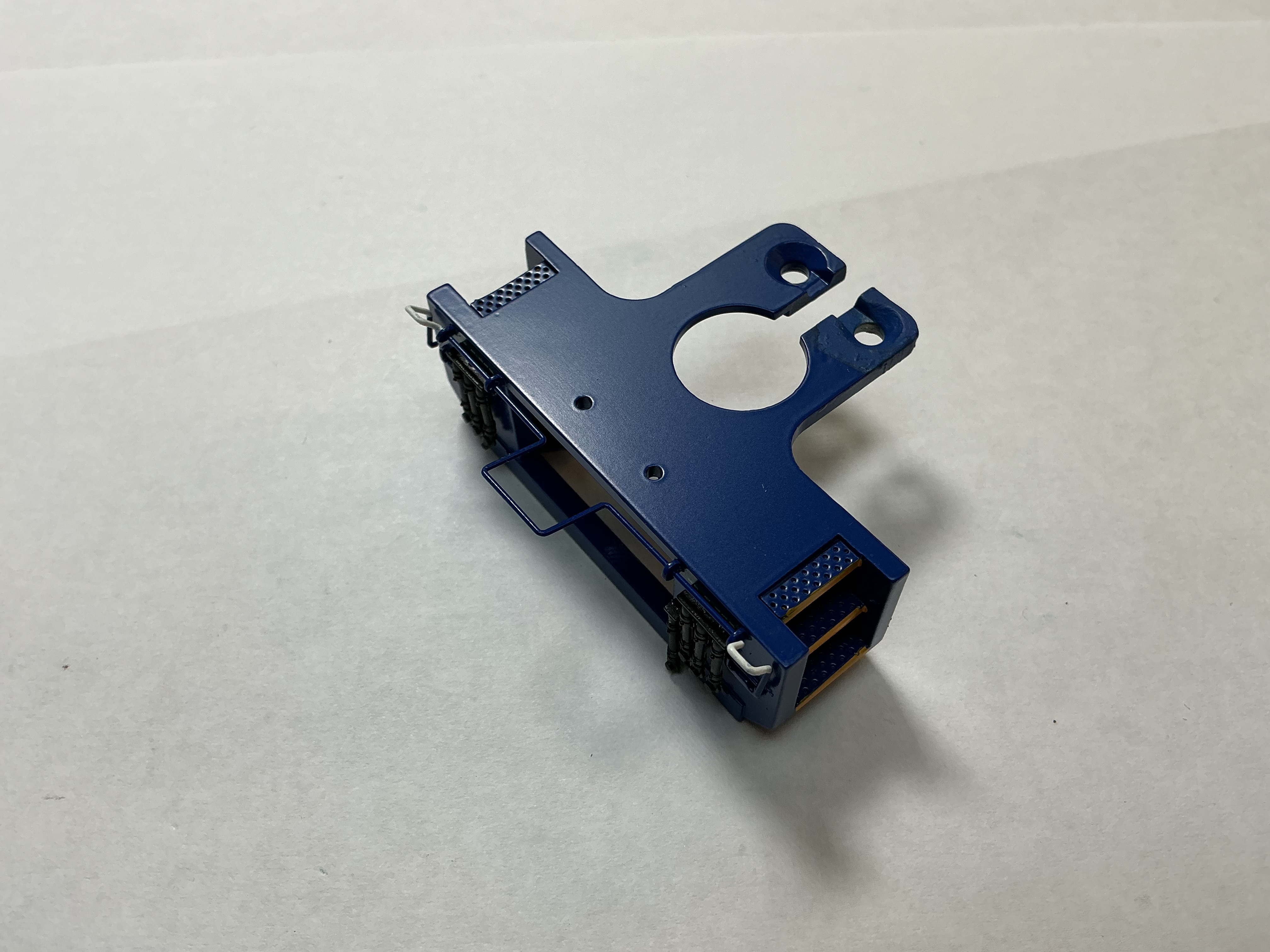 PILOT / 2 HOLE / BLUE W/YELLOW STEP ENDS / W/CUT LEVER & BRAKE HOSES / PREMIER SD60M