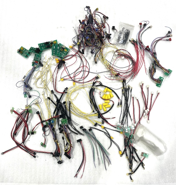 GRAB BAG OF WIRE HARNESSES / FROM STEAM & DIESELS (EVERYTHING IN PHOTO)