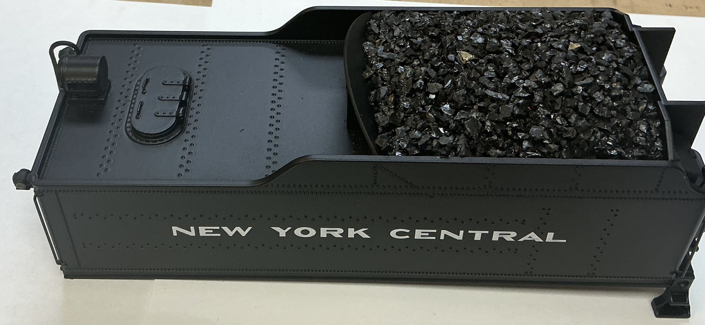 SHELL / TENDER / NEW YORK CENTRAL #1824 / PS-3 / W/HARNESSES / PREMIER LIGHT MIKADO 2-8-2