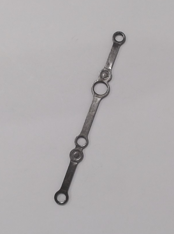 SIDE ROD / BLACKENED / LH OR RH / RAILKING TRIPLEX 2-8-8-8-2