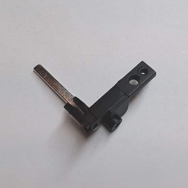 ECCENTRIC ROD GUIDE / CROSSHEAD GUIDE / RH FRONT / BLACK / RAILKING BIG BOY 4-8-8-4