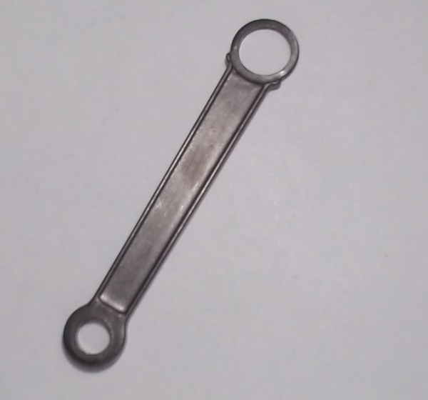 SIDE ROD / LH & RH / BETWEEN 3RD & 4TH DRIVER / BLACKENED / RAILKING ONE GAUGE BIG BOY