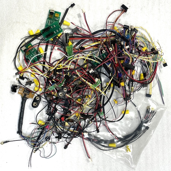 GRAB BAG OF WIRE HARNESSES / FROM STEAM & DIESELS (EVERYTHING IN PHOTO)