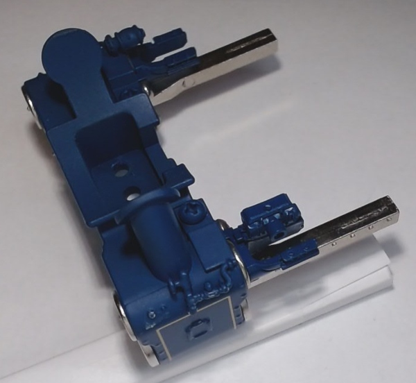 STEAM CHEST / W/CROSSHEAD GUIDES / BLUE W/SILVER CAPS / PREMIER BLUE COMET 4-6-2