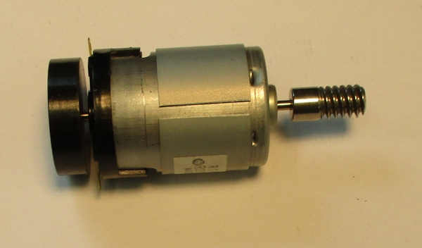 DC MOTOR / RS385PH / MD001-M8 / F/W 30mm D x 7mm THICK / WORM LENGTH 23.17mm / BLACK / PS 2