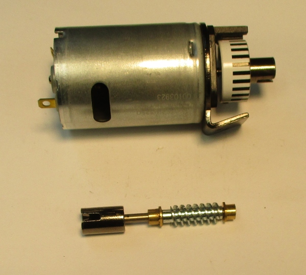 DC MOTOR / RS545PH / MS005-M24 / DOGBONE / F/W 22mm D x 10mm THICK / STRIPED / PS2 BKT / W/MOUNT